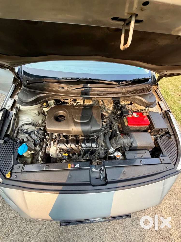 Hyundai Verna 1.6 Sx (o) Vtvt, 2019, Petrol