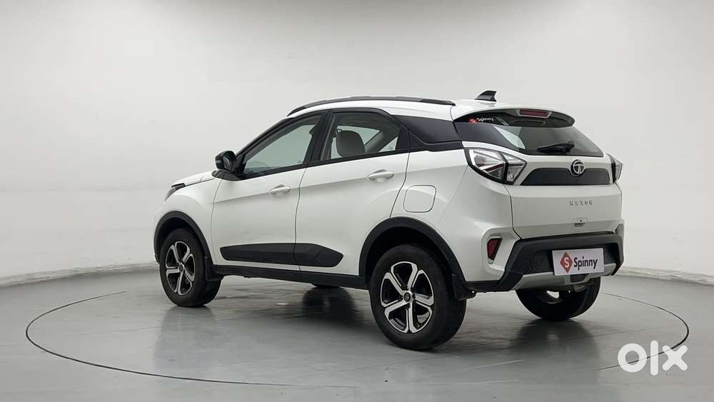 Tata Nexon 1.2 Revotron Xza Plus Premium, 2023, Petrol