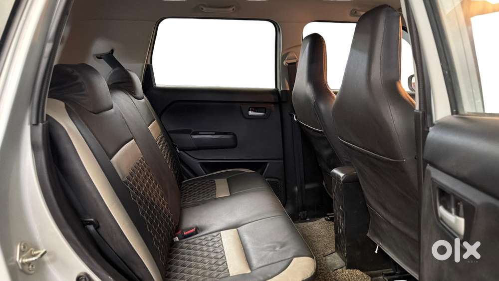 Maruti Suzuki Wagon R Vxi 1.0, 2022, Petrol