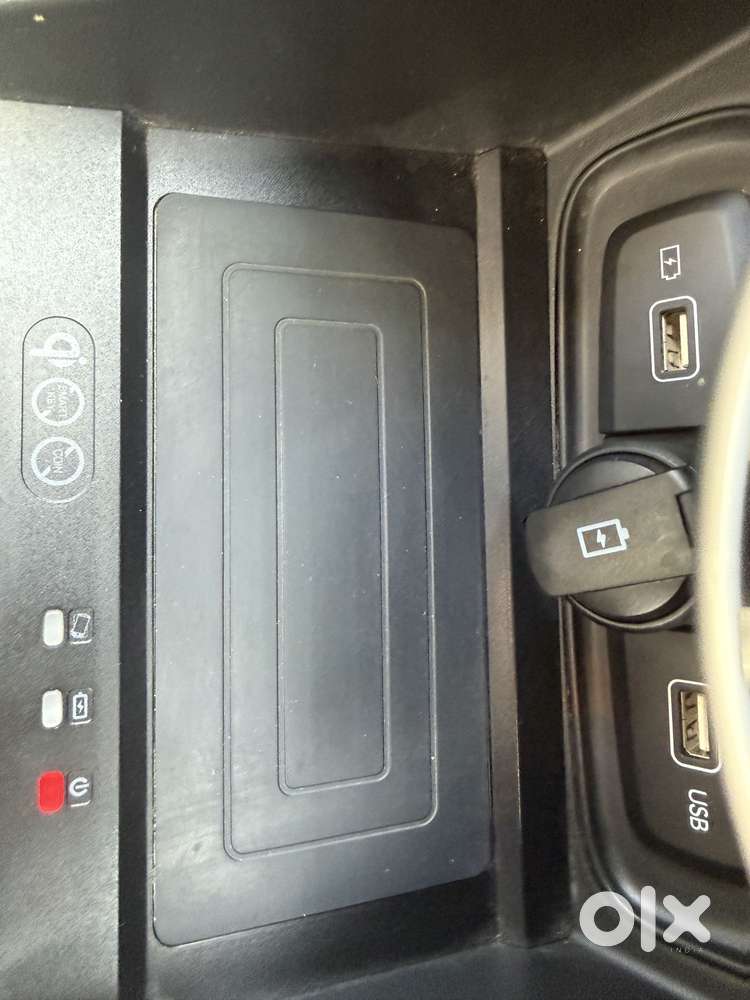 Hyundai Venue 1.0 Sx (o) Turbo Dct, 2021, Petrol