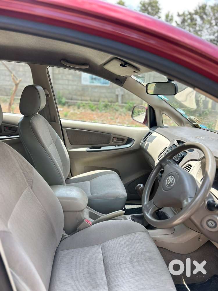 Toyota Innova 2004-2011 2.0 V, 2005, Petrol
