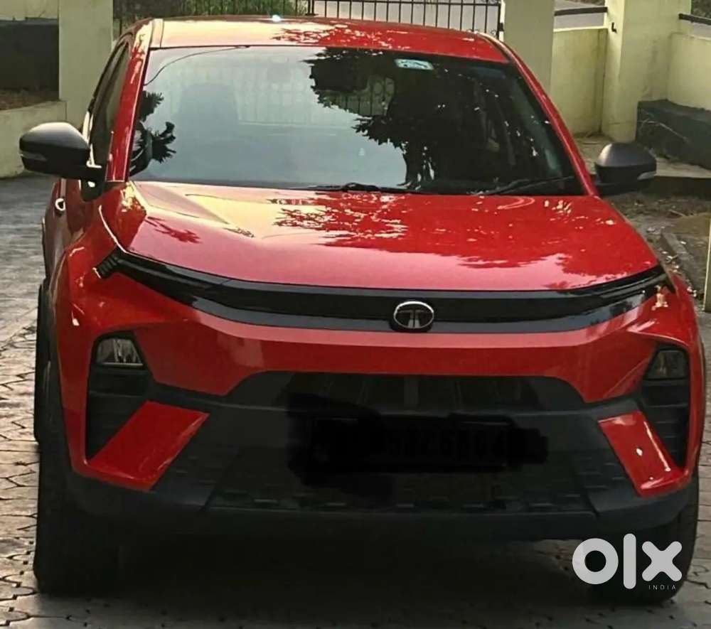 Tata Nexon 2025 Petrol. Only16500 Km Driven