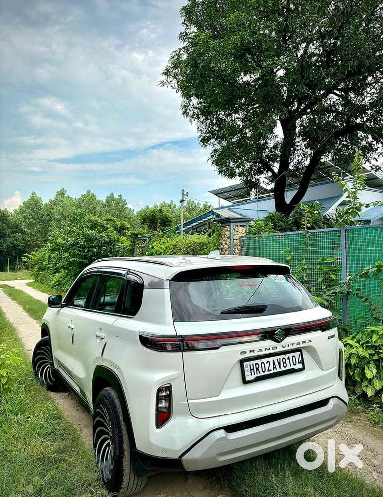 2023 Maruti Suzuki Vitara Hybrid, Petrol, Manual Transmission
