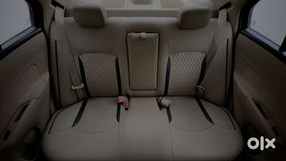 Maruti Suzuki Swift Dzire Vxi At, 2016, Petrol