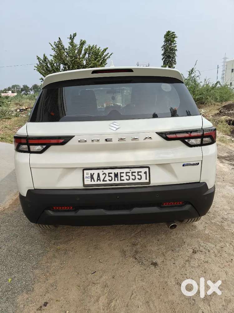 Maruti Suzuki Brezza Vxi Automatic Smart Hybrid 2024