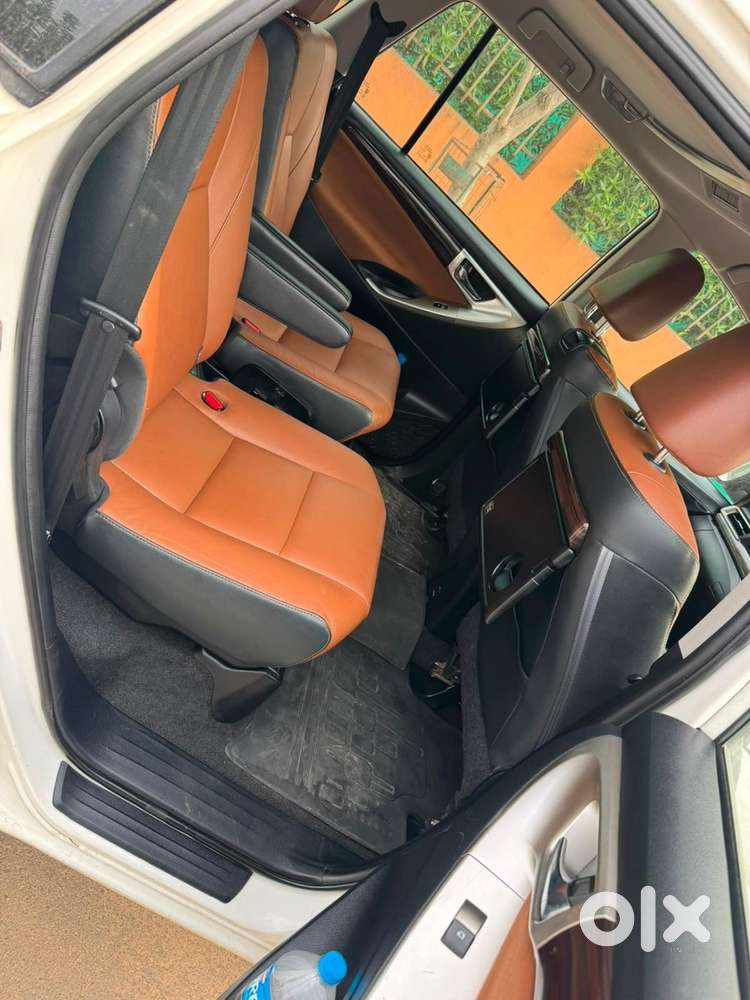 Toyota Innova Crysta 2018