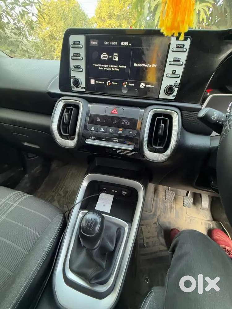 Kia Sonet 2024 Petrol Well Maintained Htk Plus Optional