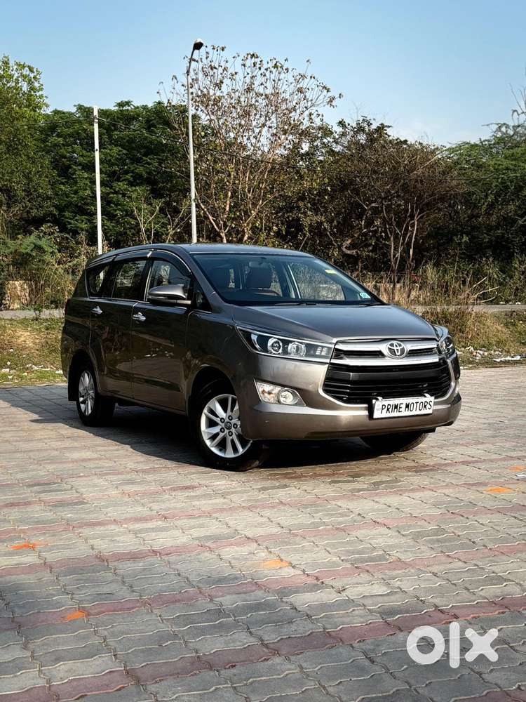 Toyota Innova Crysta