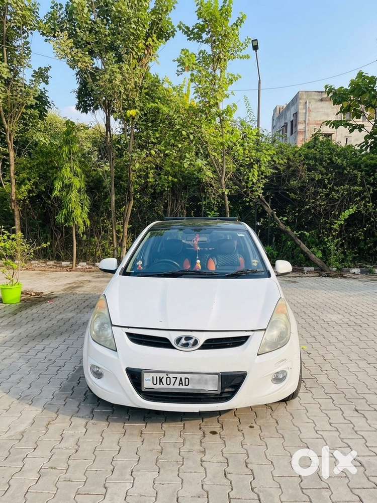 Hyundai I20 Petrol Manual 2010