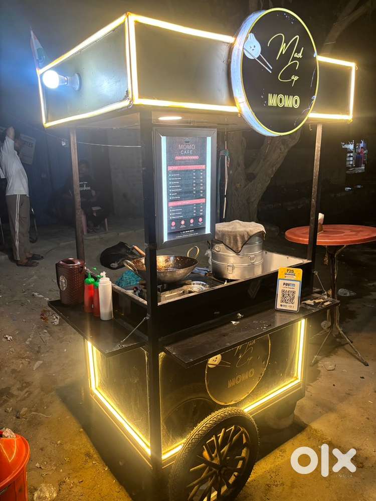 Food cart 25000 only 2 months old