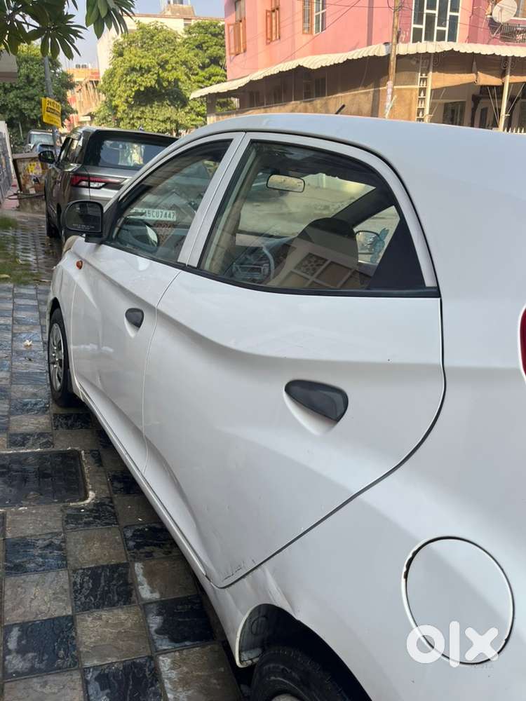 Hyundai Eon Magna 2013 Petrol