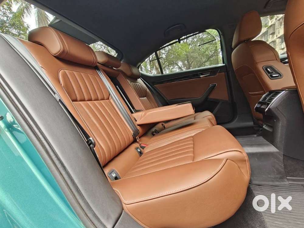 Skoda Superb 2.0 L&k Tsi At, 2024, Petrol