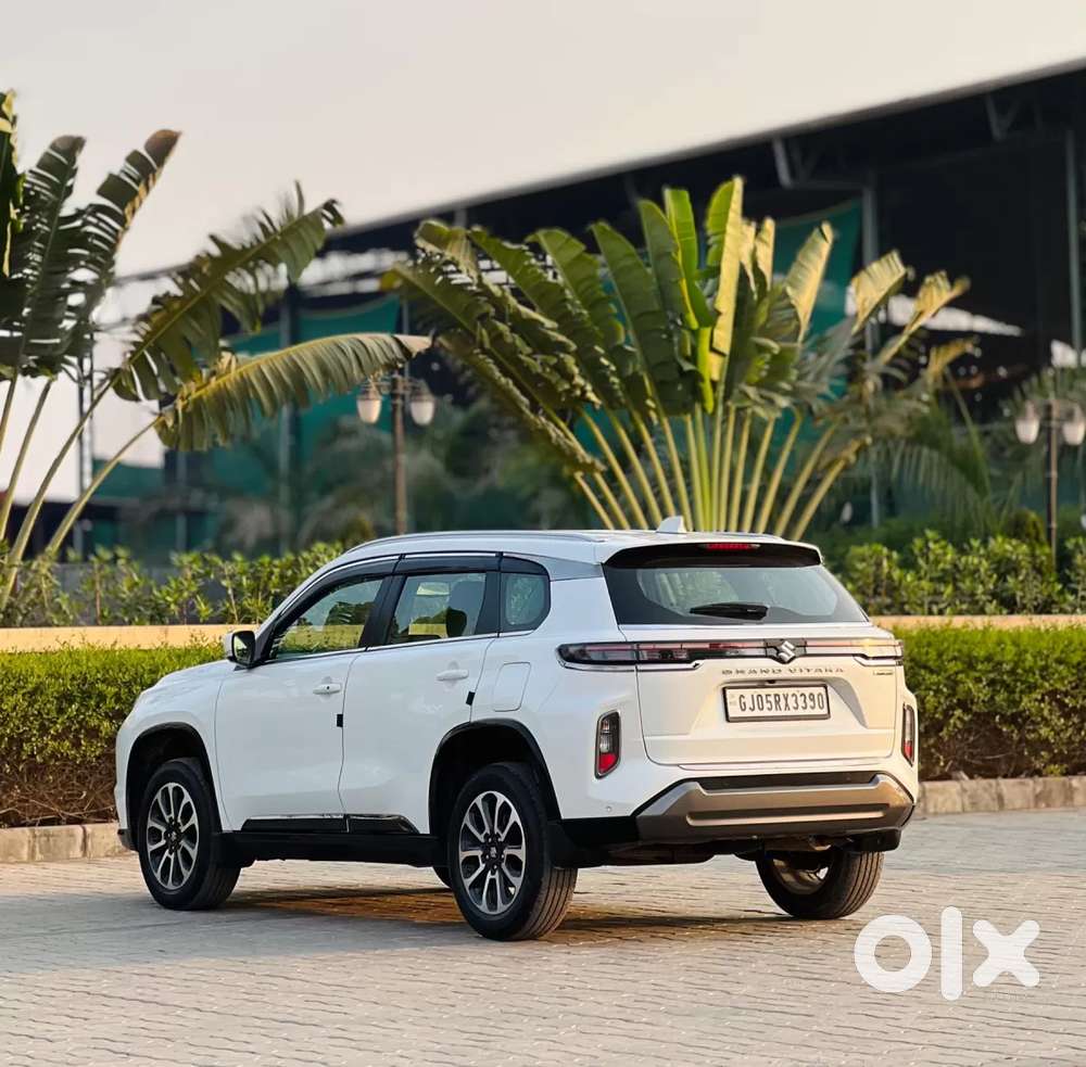 Maruti Suzuki Grand Vitara 1.5 Zeta Plus Intelligent Hybrid Ecvt, 20..