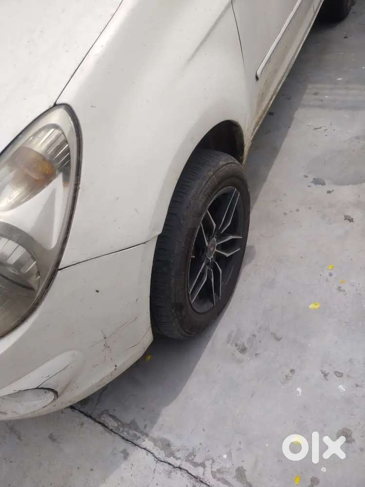 Hyundai I20 Sportz 2011
