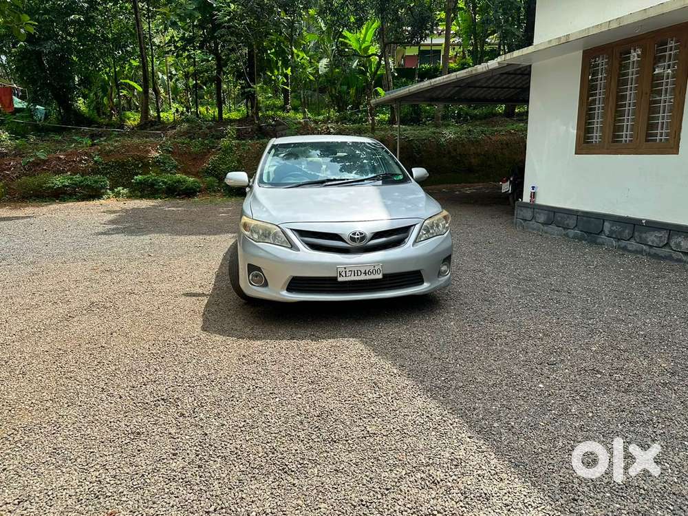 Toyota Corolla Altis 2012