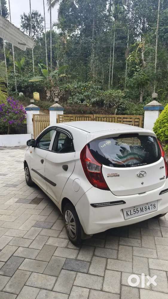 Hyundai Eon 2013 Petrol 105000 Km Driven