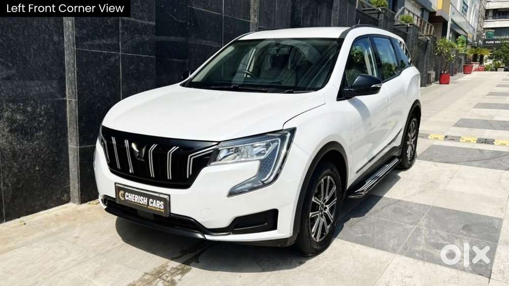 Mahindra Xuv700 Mx Petrol Mt 5 Str (e), 2023, Petrol