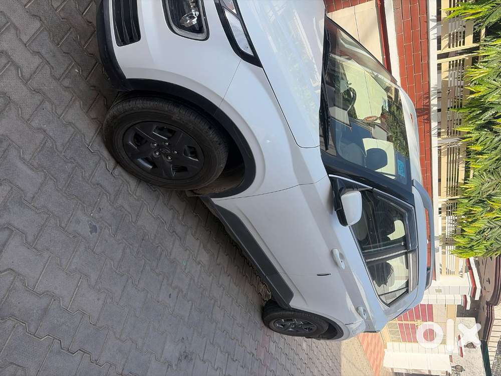 Hyundai Venue 2023 Petrol Good Condition