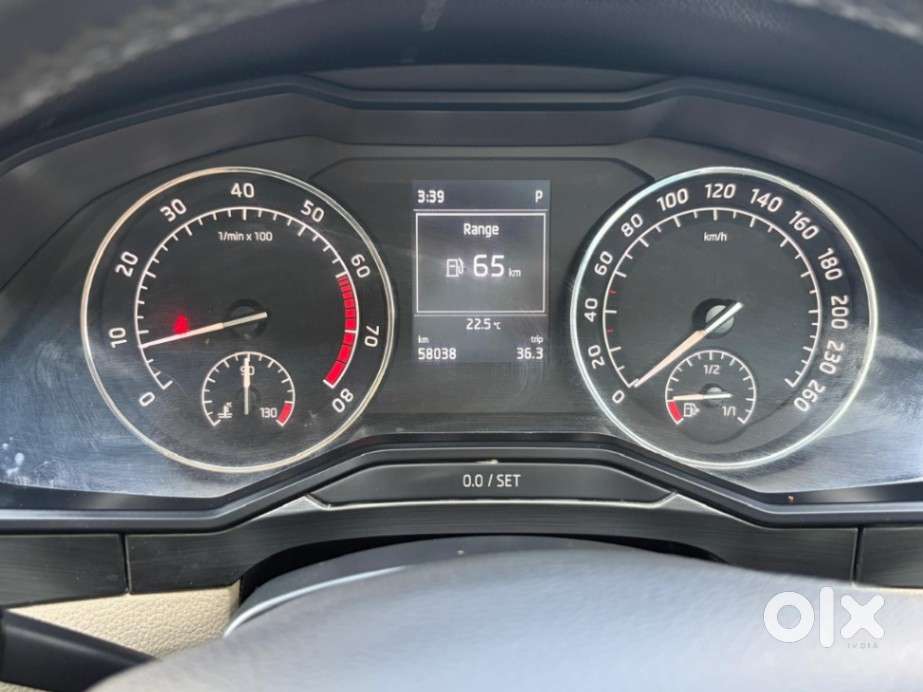 Skoda Superb Style 1.8, 2016, Petrol