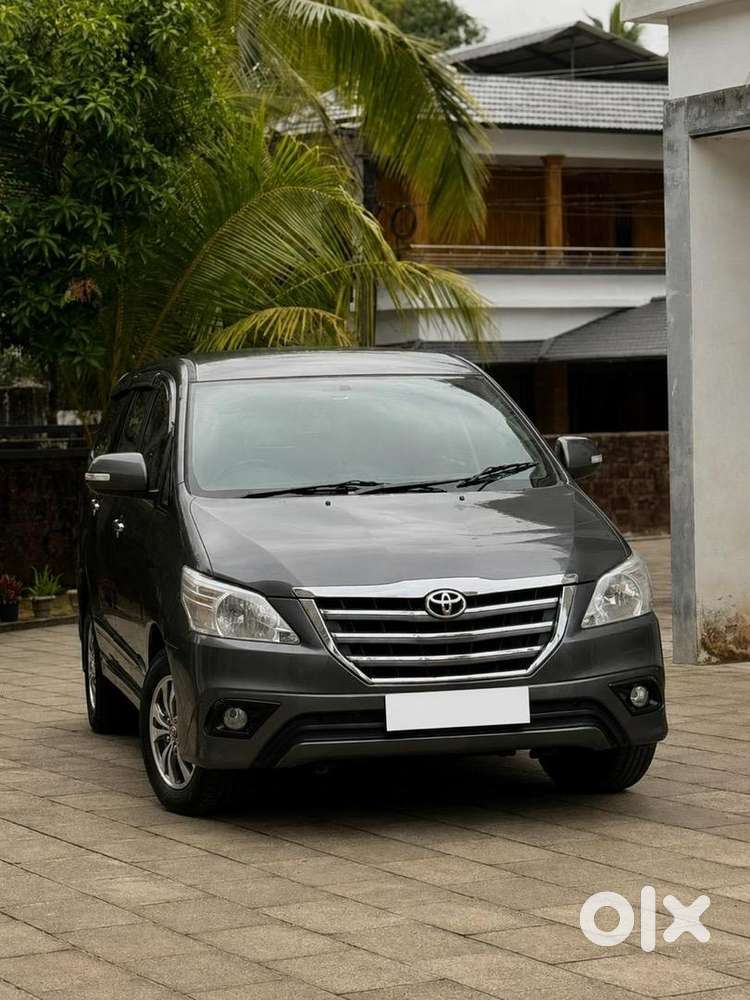 Toyota Innova 2015 Model For Sale