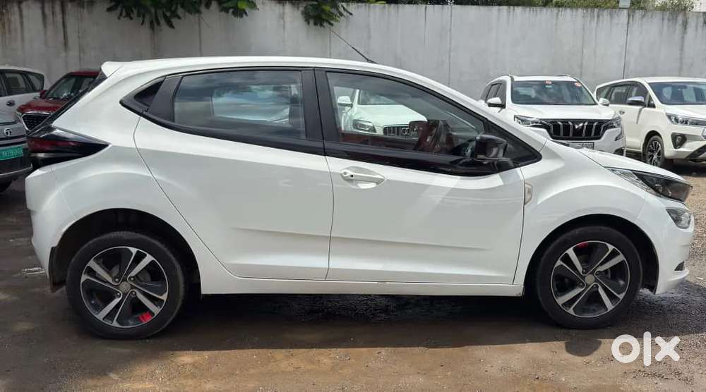 Tata Altroz 1.2 Xz (o), 2020, Petrol