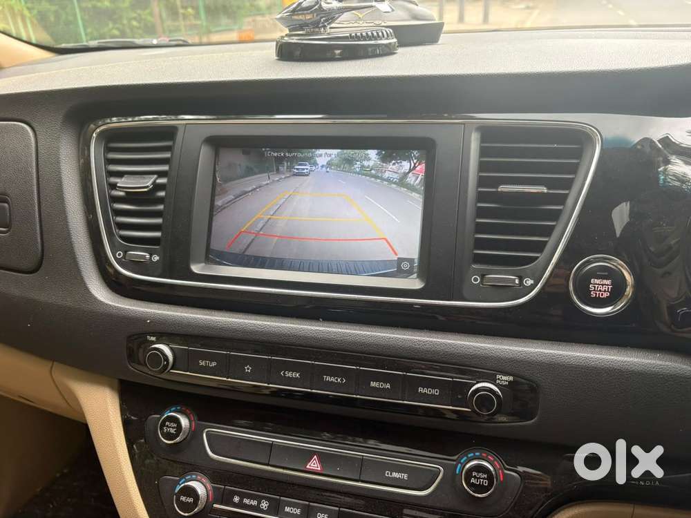 Kia Carnival Prestige, 2021, Diesel
