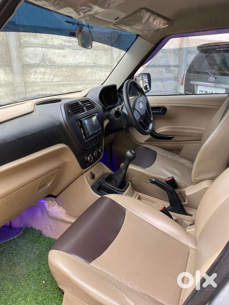 Mahindra Tuv 300 T4 Plus, 2015, Diesel
