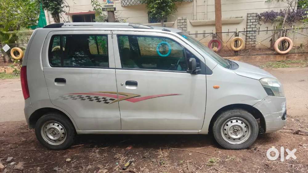 Maruti Suzuki Wagon R Lxi 2012 Petrol Car