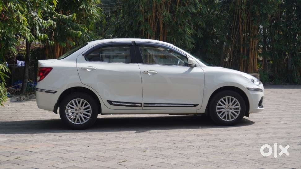 Maruti Suzuki Dzire Zxi Ags, 2023, Petrol