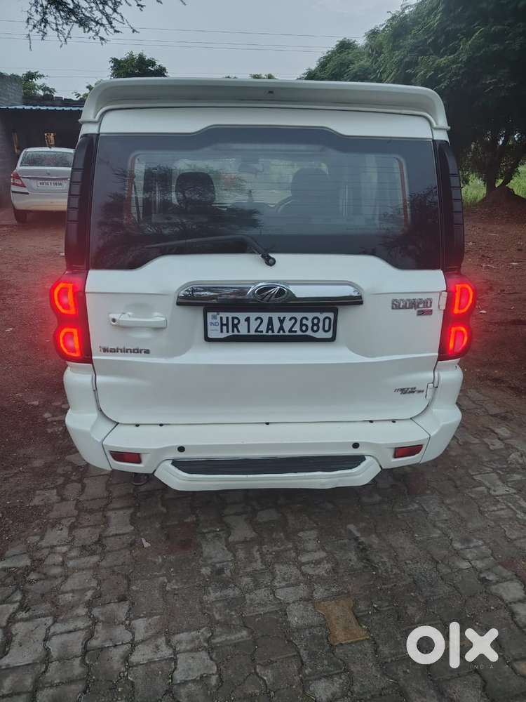 Mahindra Scorpio S11 2018 Diesel Well Maintained
