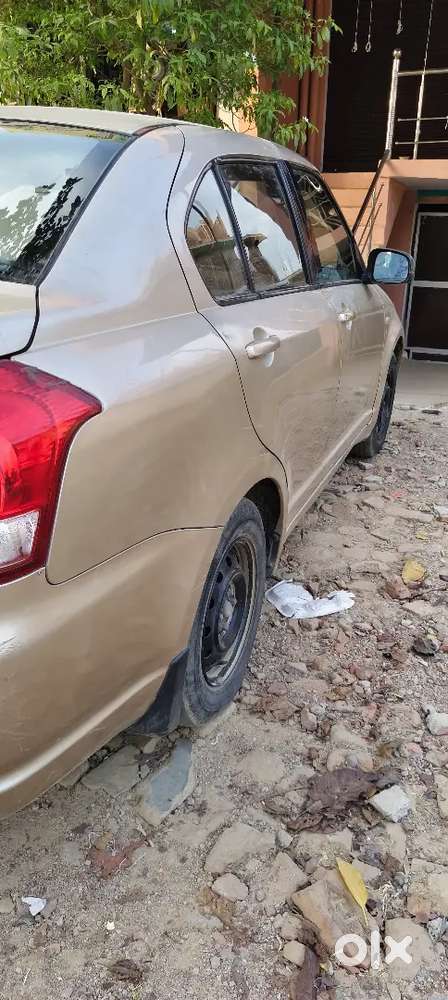 Maruti Suzuki Swift Dzire 2011 Petrol 136039 Km Driven
