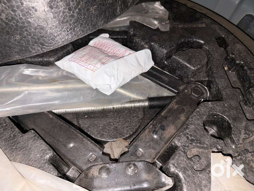 Mahindra Xuv300 2023 54000km Driven