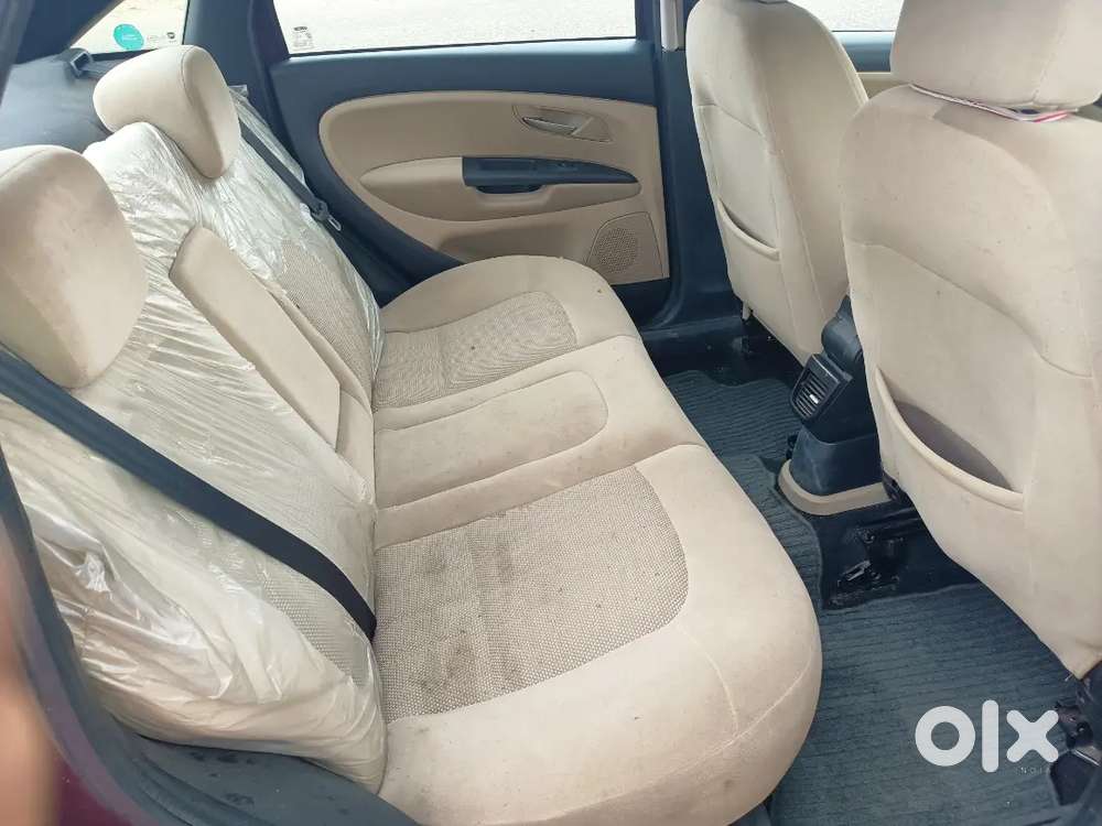 Fiat Linea 2013 Petrol 400000 Km Driven