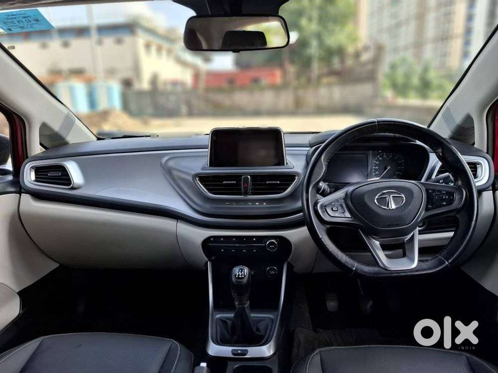 Tata Altroz 1.2 Xz Plus Petrol, 2022, Petrol