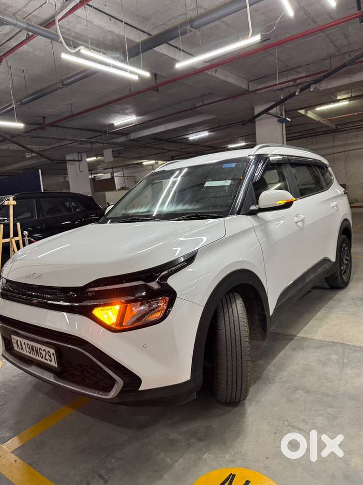 Kia Carens 2023 model
