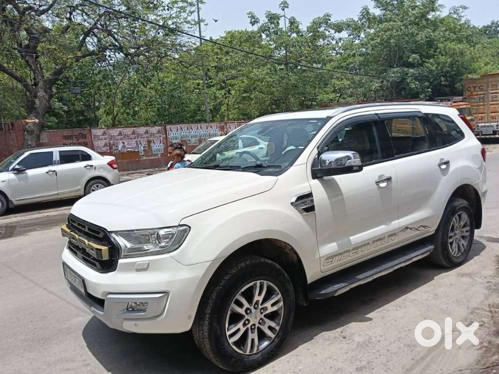 Ford Endeavour 3.2 Titanium At 4x4, 2017, Diesel