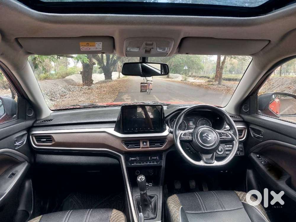 Maruti Suzuki Brezza 1.5 Zxi Plus Smart Hybrid Dual Tone, 2022, Petr..