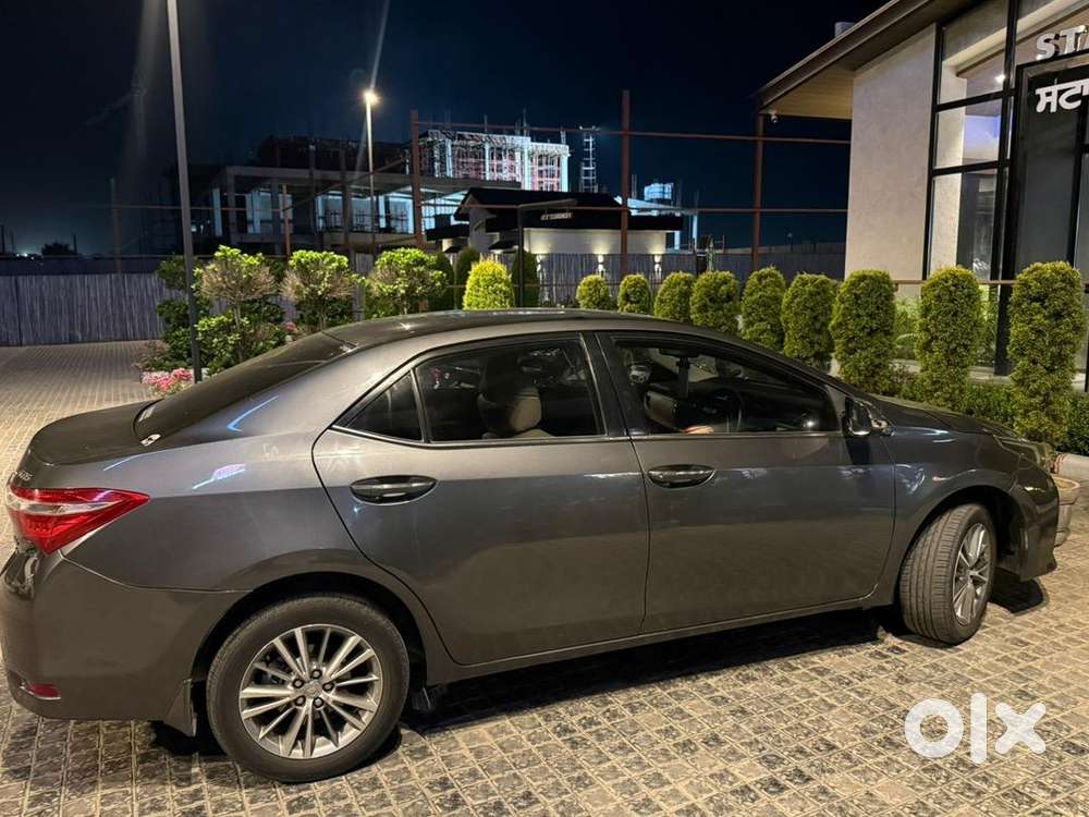 Toyota Corolla Altis 2014 Diesel Well Maintained