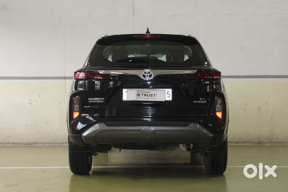 Toyota Urban Cruiser Hyryder 1.5 V Neo Drive At, 2025, Petrol