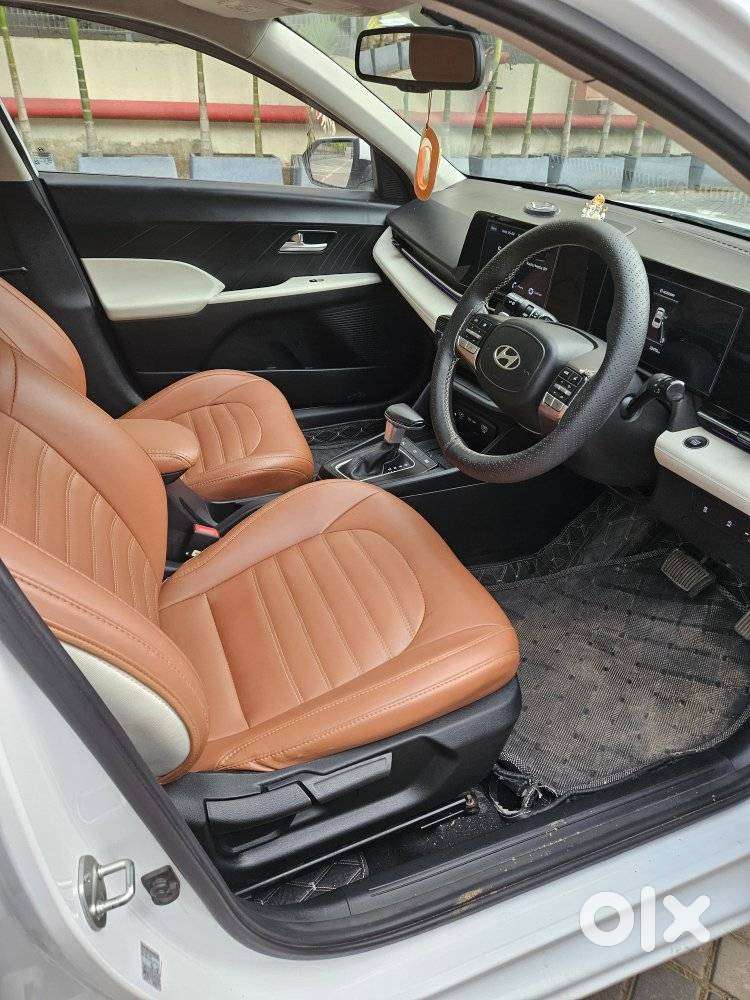 Hyundai Verna 1.5 Sx Ivt, 2023, Petrol