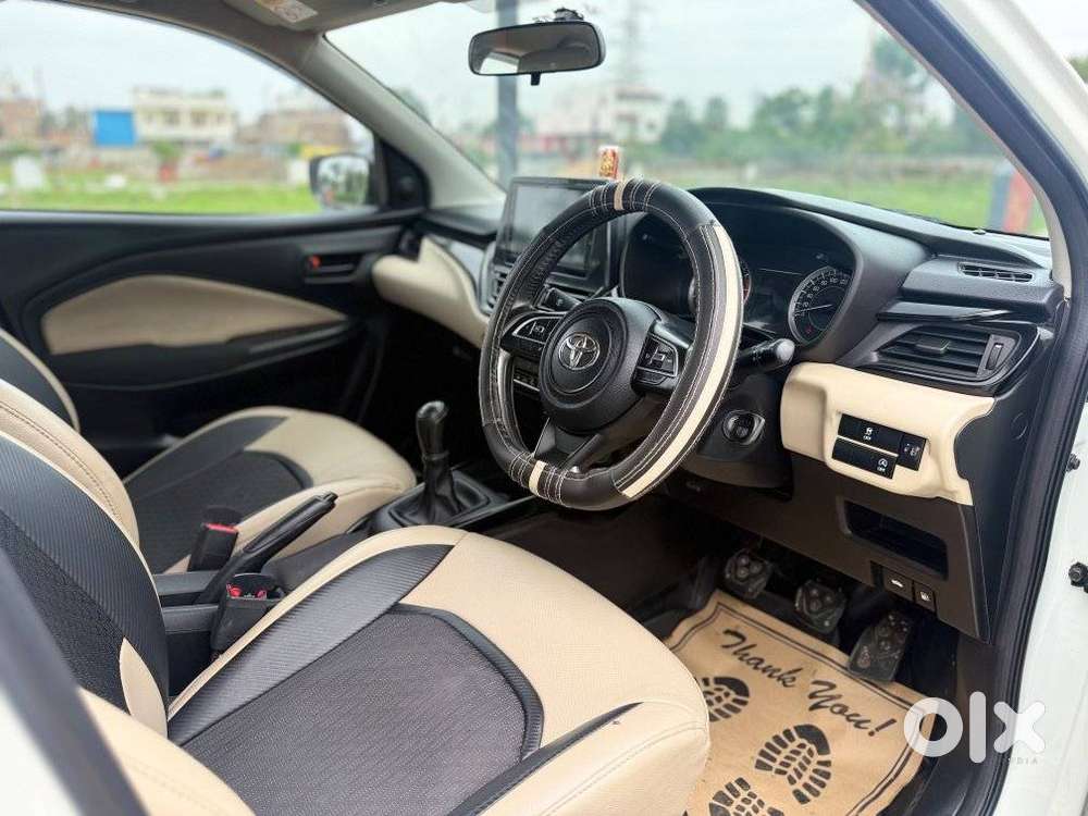 Toyota Glanza 1.2 E, 2024, Petrol