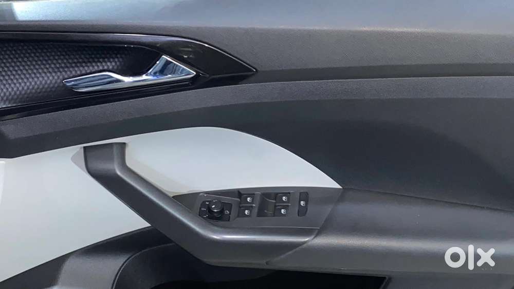 Skoda Kushaq 1.0 Tsi Style, 2023, Petrol