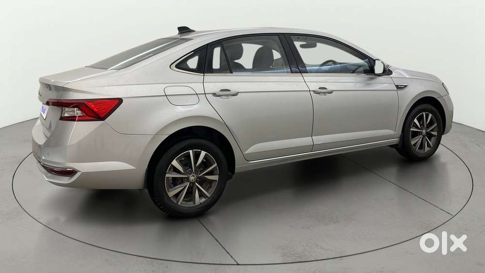Skoda Slavia Style 1.0l Tsi Mt, 2023, Petrol