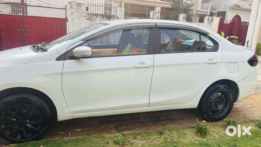 Maruti Suzuki Ciaz 2015 Petrol+cng 139000 Km Driven