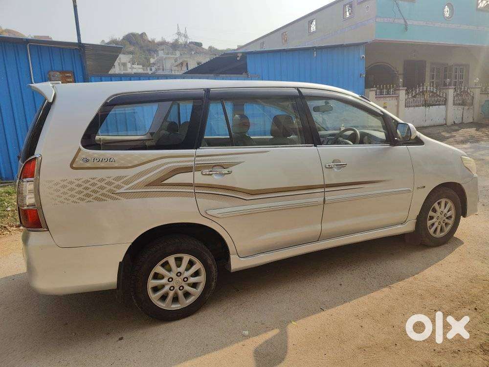 Toyota Innova 2.5 Vx 8 Str, 2012, Diesel