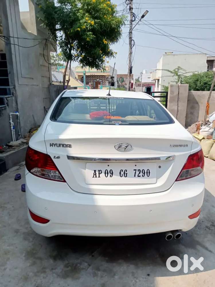 Hyundai Verna 2011 Petrol 95000 Km Driven