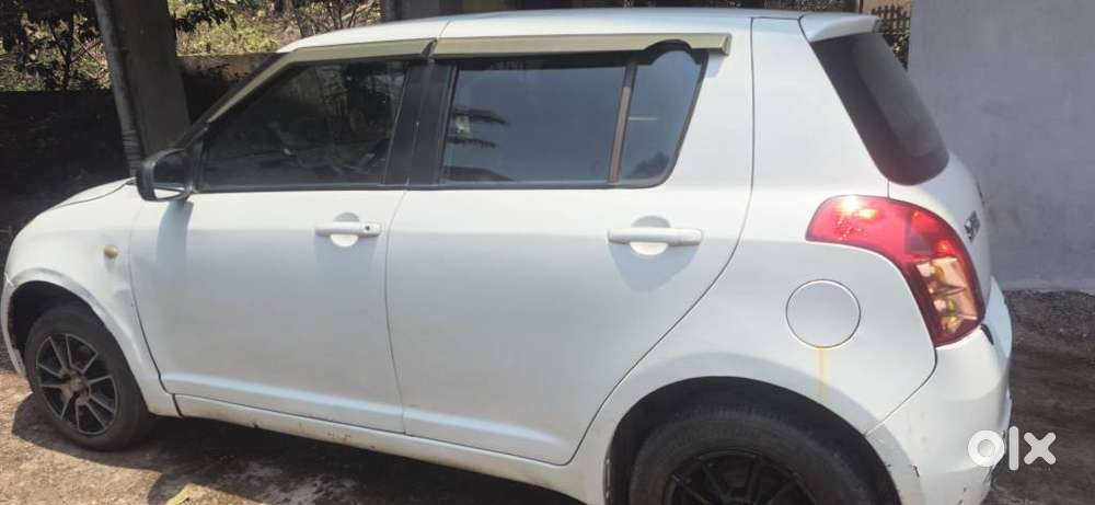 Maruti Suzuki Swift Vxi + Manual, 2009, Petrol