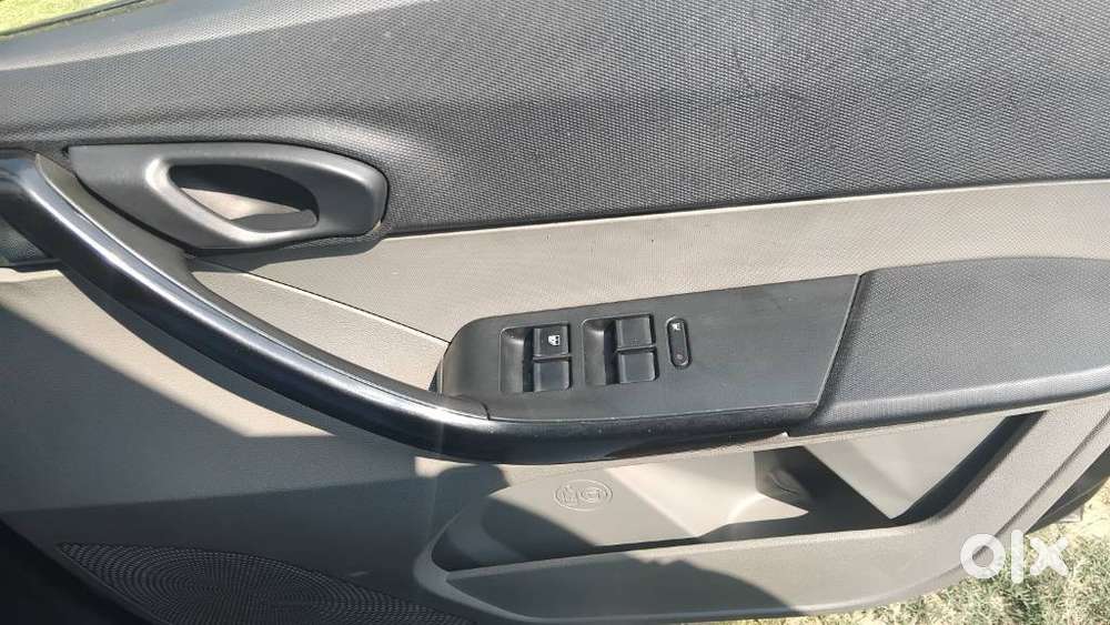 Tata Tiago 1.2 Revotron Xt (o), 2019, Petrol