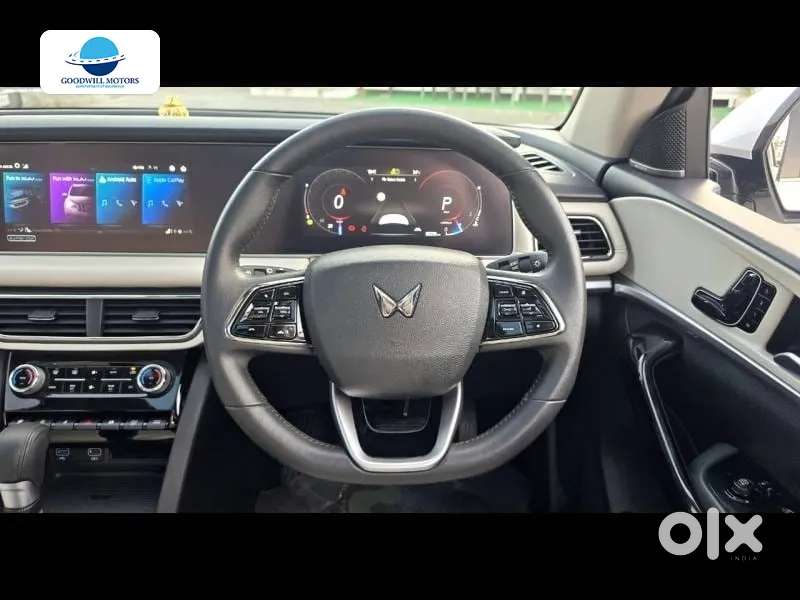 Mahindra Xuv700 2.2 Ax 7 Diesel At Luxury Pack Str, 2024, Diesel