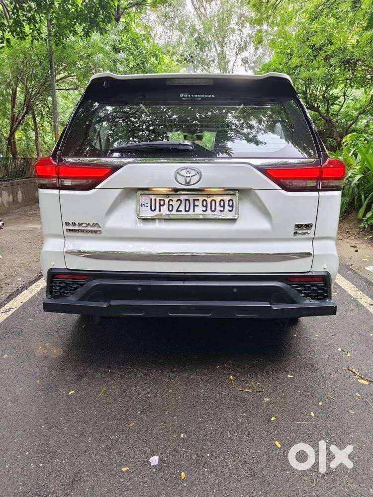 Toyota Innova Hycross 2.0 Vx Hybrid 7 Str, 2025, Petrol